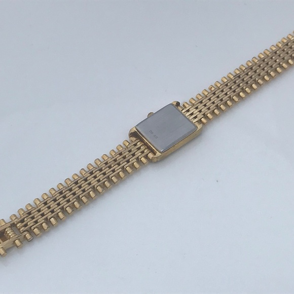 Vintage HELBROS Watch Petite Gold Tone Ladies Watc - Picture 5 of 8